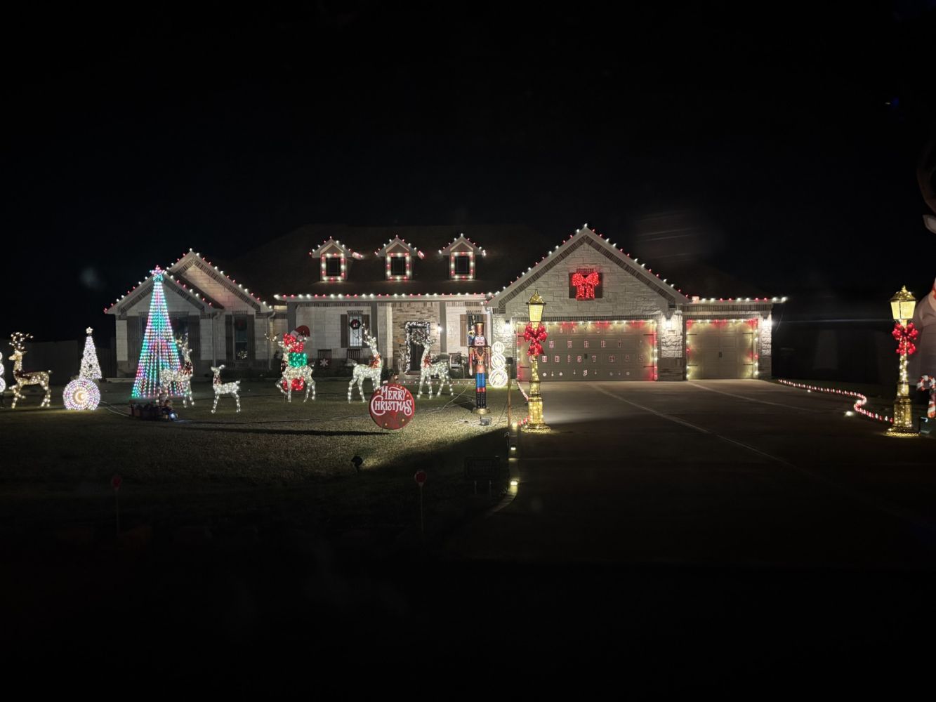 Deer Pines - Custom Builder Architecture