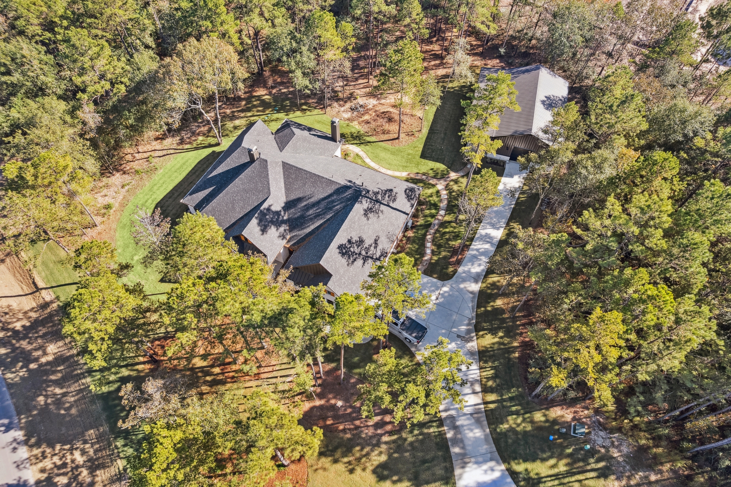 High Meadow West - Scenic Acreage Grounds & Topography