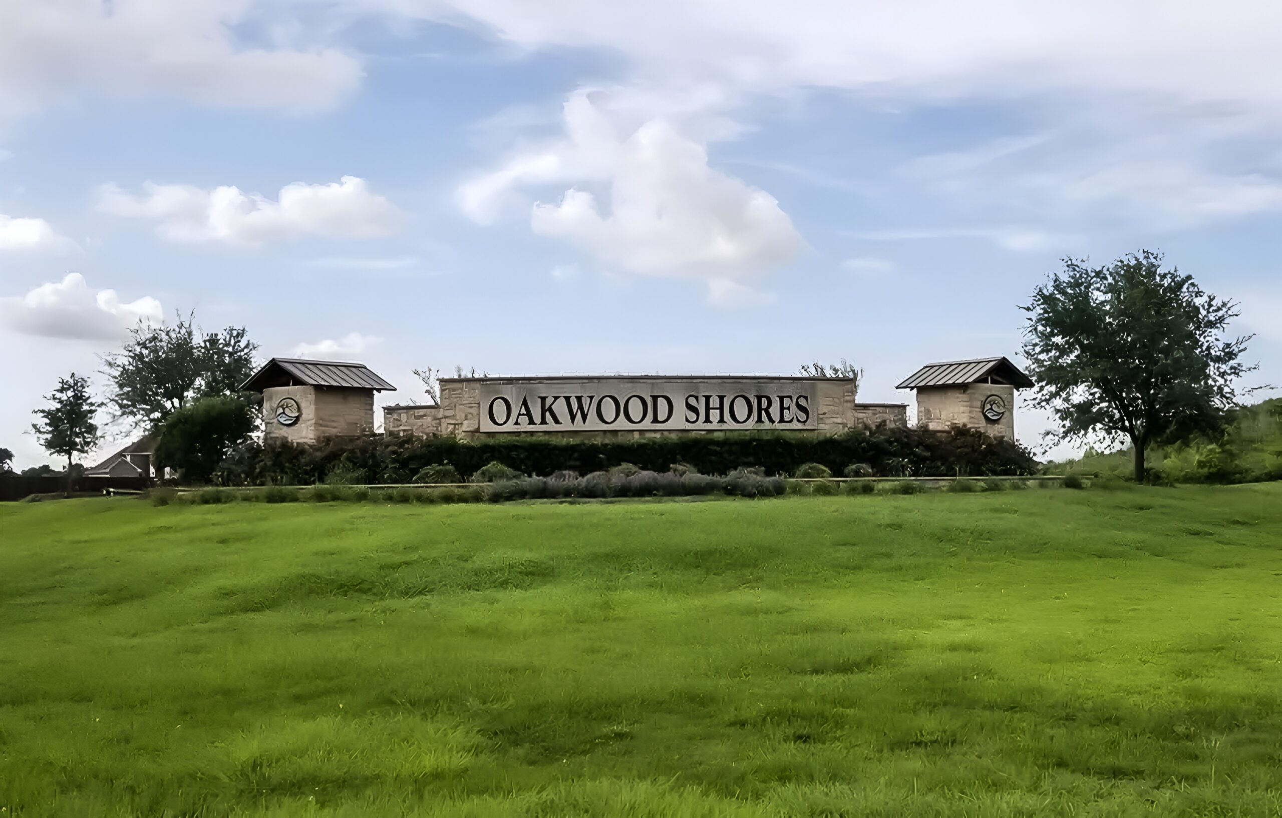 Oakwood Shores