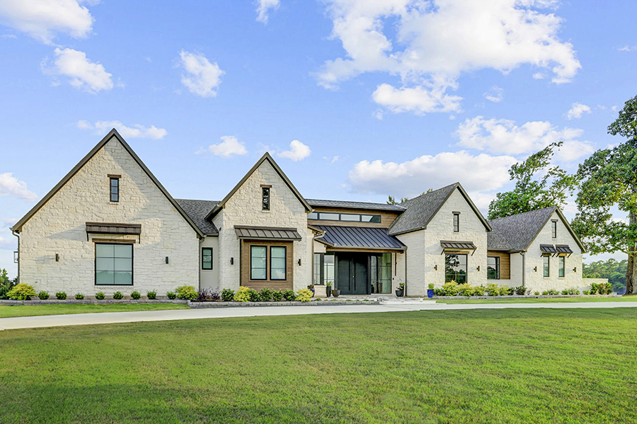 Stallion Lakes - Custom Builder Architecture
