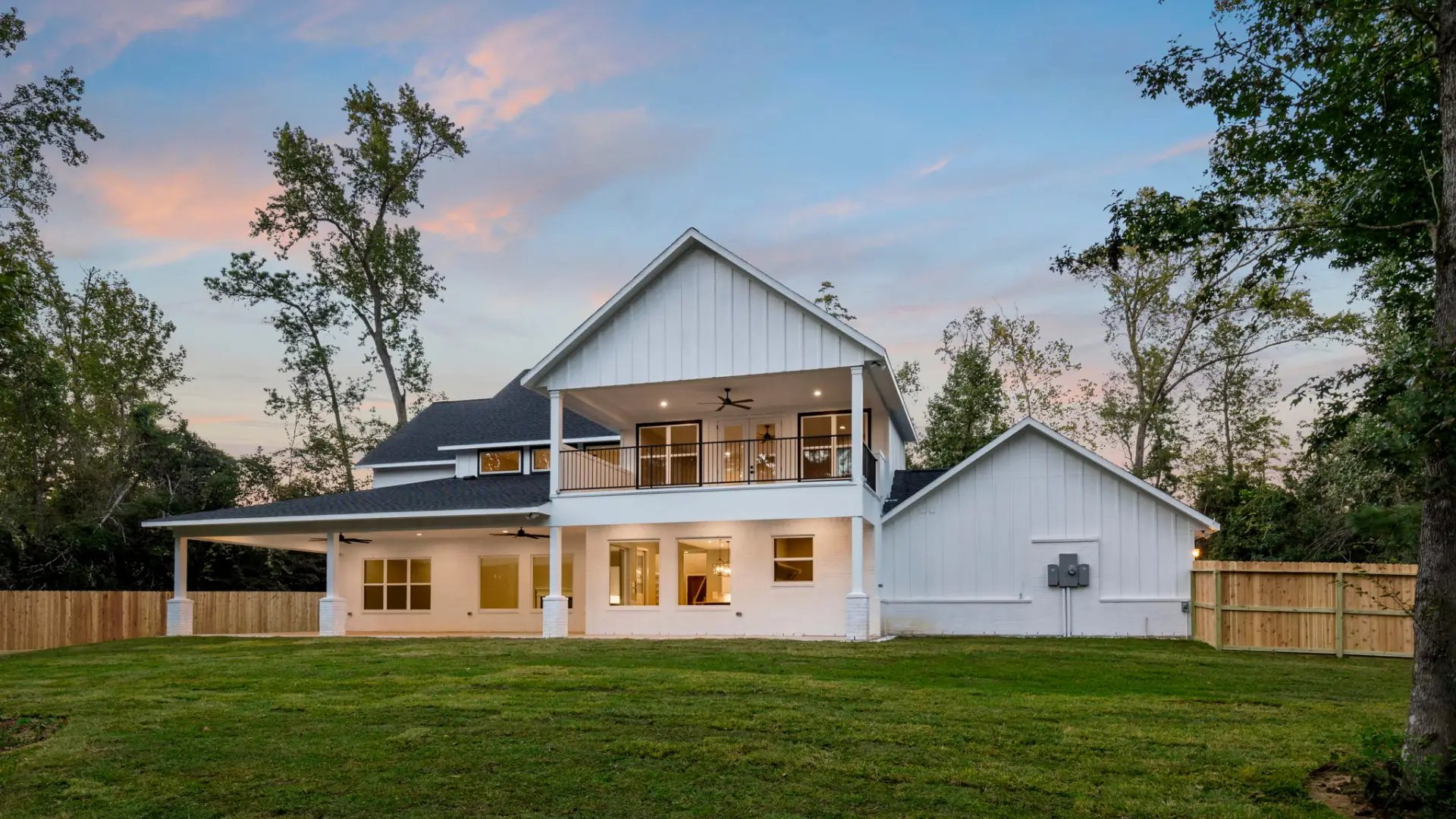 Suncreek Ranch & Oaks at Suncreek - Custom Builder Architecture