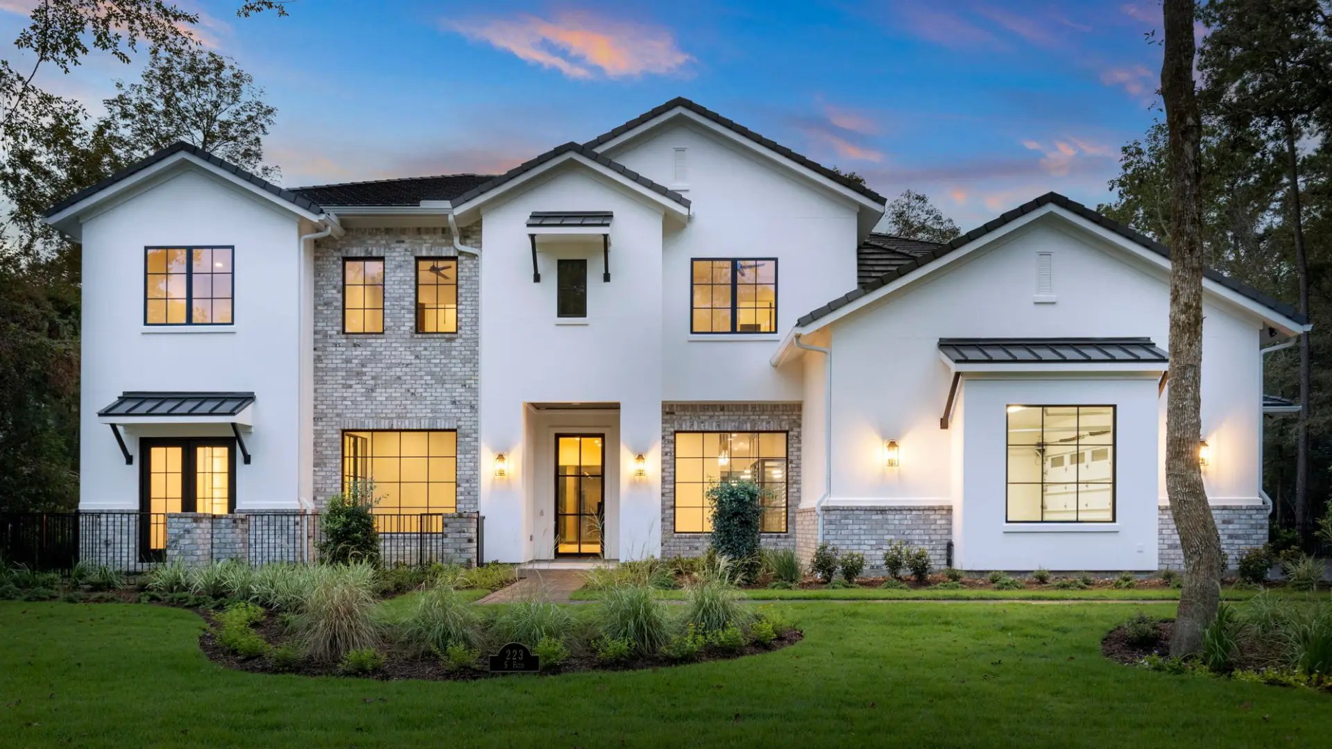 Thousand Oaks - Custom Builder Architecture